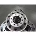 HUB PILOTED - ALUMINUM 22.5 X 8.25 WHEEL thumbnail 2