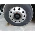 HUB PILOTED - ALUMINUM 22.5 X 8.25 WHEEL thumbnail 1