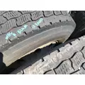 HUB PILOTED - ALUMINUM 22.5 X 8.25 WHEEL thumbnail 1