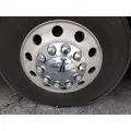 HUB PILOTED - ALUMINUM 22.5 X 8.25 WHEEL thumbnail 2
