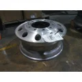 HUB PILOTED - ALUMINUM 22.5 X 8.25 WHEEL thumbnail 3