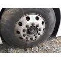 HUB PILOTED - ALUMINUM 22.5 X 8.25 WHEEL thumbnail 1