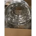 HUB PILOTED - ALUMINUM 22.5 X 8.25 WHEEL thumbnail 2