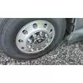 HUB PILOTED - ALUMINUM 22.5 X 8.25 WHEEL thumbnail 1