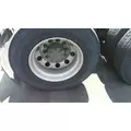 HUB PILOTED - ALUMINUM 22.5 X 8.25 WHEEL thumbnail 1