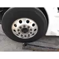 HUB PILOTED - ALUMINUM 22.5 X 8.25 WHEEL thumbnail 1