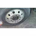 HUB PILOTED - ALUMINUM 22.5 X 8.25 WHEEL thumbnail 1