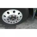 HUB PILOTED - ALUMINUM 22.5 X 8.25 WHEEL thumbnail 1