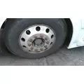 HUB PILOTED - ALUMINUM 22.5 X 8.25 WHEEL thumbnail 1