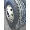 HUB PILOTED - ALUMINUM 22.5 X 8.25 WHEEL thumbnail 3