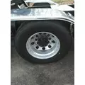 HUB PILOTED - ALUMINUM 22.5 X 8.25 WHEEL thumbnail 1