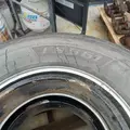 HUB PILOT 11R22.5 Tire and Rim thumbnail 3