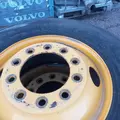 HUB PILOT 11R22.5 Tire and Rim thumbnail 3