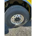 HUB PILOT 22.5 x 14 Tire and Rim thumbnail 4
