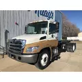 Hino 338 Truck thumbnail 3