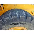Hyundai HL740-7A Equip Tire and Rim thumbnail 2