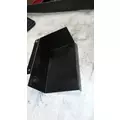 INTERNATIONAL 3000IC Body Parts, Misc. thumbnail 1