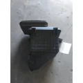 INTERNATIONAL 4300 AIR CLEANER thumbnail 3