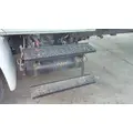 INTERNATIONAL 4300 CAB STEP thumbnail 1