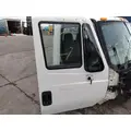 INTERNATIONAL 4300 CAB thumbnail 5