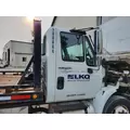 INTERNATIONAL 4300 CAB thumbnail 4