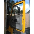 INTERNATIONAL 4300 CAB thumbnail 9