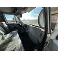 INTERNATIONAL 4300 Cab thumbnail 6