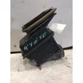 INTERNATIONAL 4400 AIR CLEANER thumbnail 2