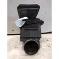 INTERNATIONAL 4400 AIR CLEANER thumbnail 4