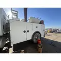 INTERNATIONAL 4400 Box  Bed thumbnail 1
