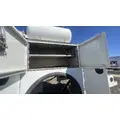 INTERNATIONAL 4400 Box  Bed thumbnail 19
