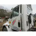 INTERNATIONAL 4400 Cab Clip thumbnail 1