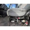 INTERNATIONAL 4400 Cab thumbnail 5