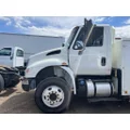 INTERNATIONAL 4400 Cab thumbnail 1