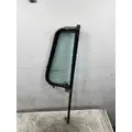 INTERNATIONAL 4600 Glass thumbnail 5