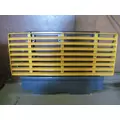 INTERNATIONAL 4900 Grille thumbnail 3