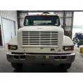INTERNATIONAL 4900 Hood thumbnail 4