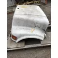 INTERNATIONAL 4900 Hood thumbnail 3