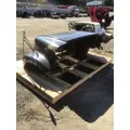 INTERNATIONAL 4900 Hood thumbnail 4