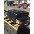 INTERNATIONAL 4900 Hood thumbnail 2