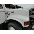 INTERNATIONAL 4900 Hood thumbnail 3