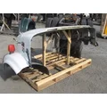INTERNATIONAL 4900 Hood thumbnail 4
