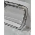 INTERNATIONAL 7300 Grille thumbnail 9