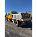 INTERNATIONAL 7400 Complete Vehicle thumbnail 2