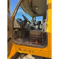 INTERNATIONAL 7400 Complete Vehicle thumbnail 9