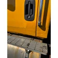 INTERNATIONAL 7400 Complete Vehicle thumbnail 9