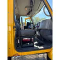 INTERNATIONAL 7400 Complete Vehicle thumbnail 14