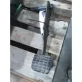 INTERNATIONAL 7400 FOOT PEDAL thumbnail 2