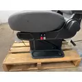 INTERNATIONAL 7400 Seat, Front thumbnail 10