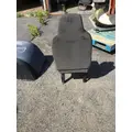 INTERNATIONAL 7400 Seat thumbnail 3